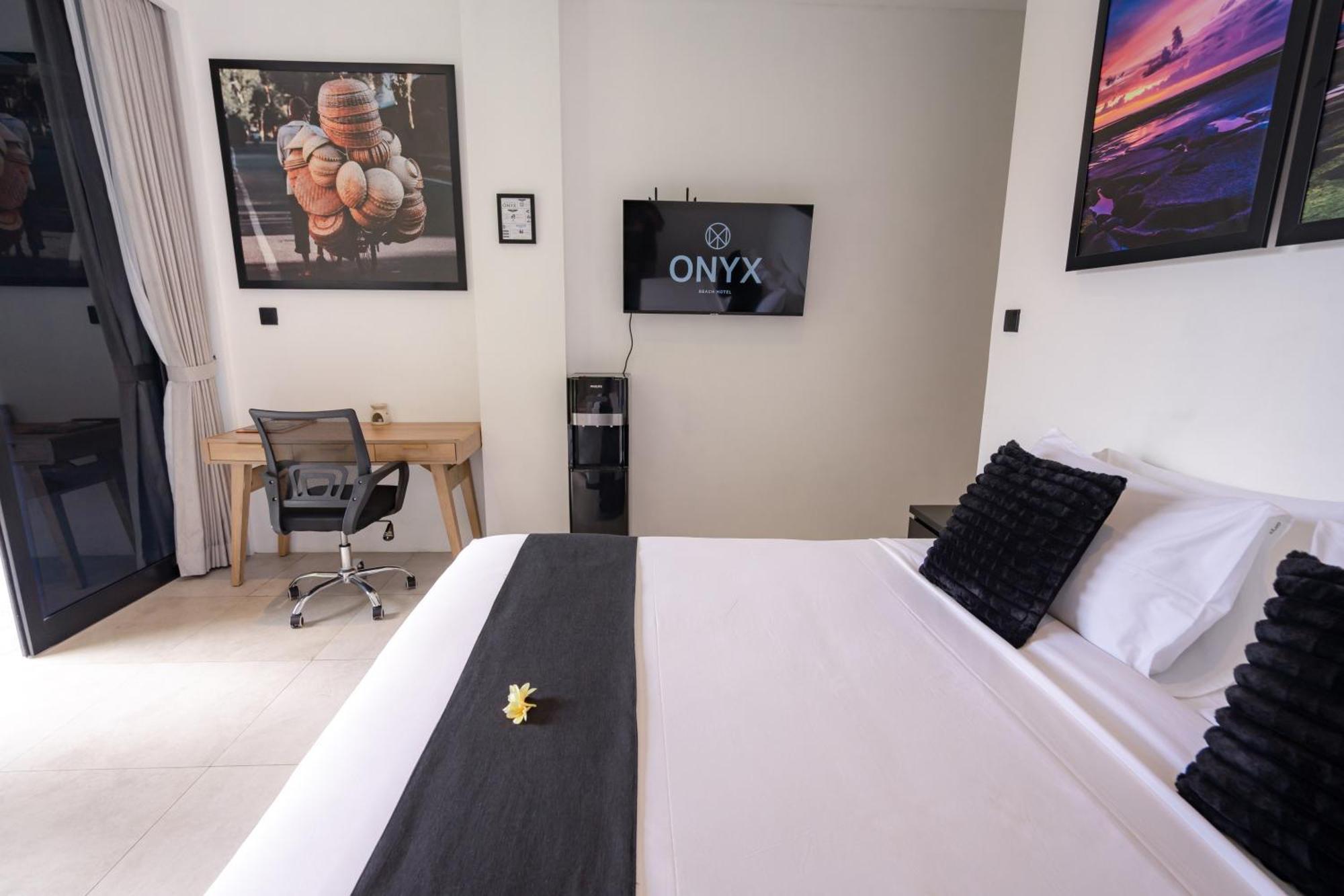 Onyx Beach Hotel チャングー エクステリア 写真